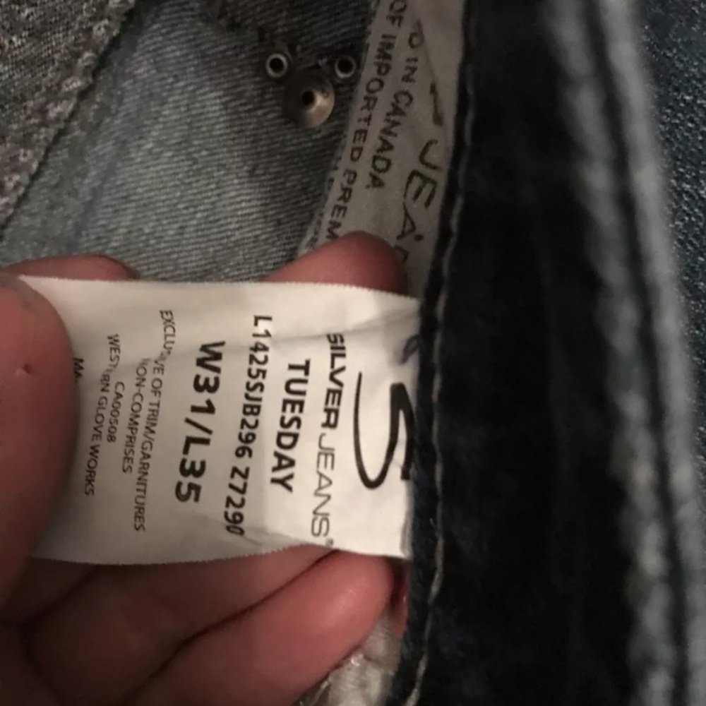Womens silver jeans!